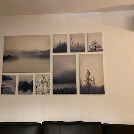 Beautiful Luxury 2 Bedroom - Center Apartment *